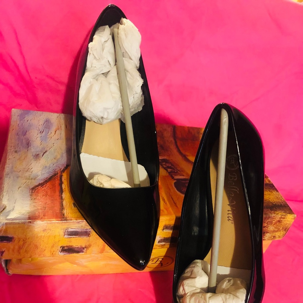 BELLA VITA PUMPS